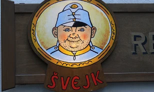 Szobrot kapott Svejk
