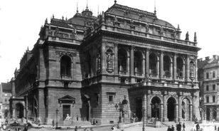 Kis híján botrányba fulladt a budapesti Operaház megnyitója
