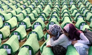 Karadzic nem tudott a srebrenicai mészárlásról?
