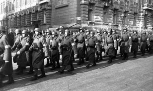 "A népirtáshoz időnként elegendő néhány száz pokolian elszánt ember" 