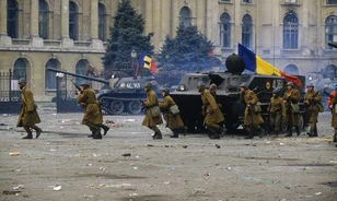 Tőkés: nem volt törvényszerű a Ceausescu-diktatúra bukása
