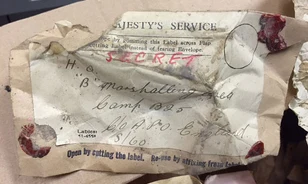 Hotelszobában voltak a D-Day titkos iratai
