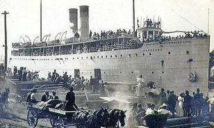Filmfelvételek kerültek elő az 1915-ös chicagói hajóbalesetről
