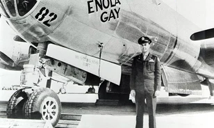 Nem bánta meg tettét az atombombát ledobó Enola Gay parancsnoka
