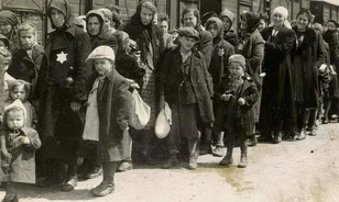 Vádat emeltek egy 94 éves auschwitzi kórházi dolgozó ellen
