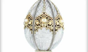 Száz év után újra készülnek egyedi Fabergé-tojások
