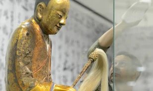 Több száz kínai kéri vissza faluja Buddha-szobrát
