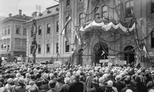 Amikor perceken át szólt az összes magyar harang
