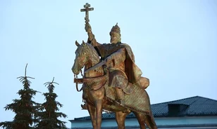 Felavatták Rettegett Iván első oroszországi szobrát
