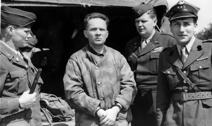 Első alkalommal jelentek meg magyarul az auschwitzi lágerparancsnok emlékiratai
