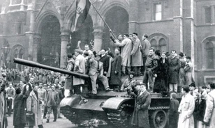 Magyar Október – interneten böngészhetjük az '56-os forradalom videó-, hang- és képanyagát
