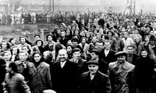 Máig kísérti az ózdiakat az 1956-os „véres hétfő”
