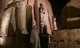 Bemutatták II. Ramszesz restaurált szobrát Egyiptomban
