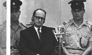 Amikor a hóhér nyakán a kötél – Adolf Eichmann, az izraeli Moszad és egy házassági évfordulós virágcsokor
