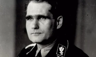 „Nem bánok semmit” – egy verekedés során Hitler életét is megmentette Rudolf Hess

