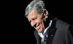 „A nap, amikor sírt a bohóc” – bemutathatják Jerry Lewis elveszett holokausztdrámáját
