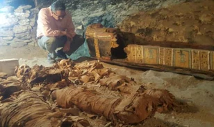 Családja maradványaival együtt bukkantak rá egy fáraó aranyművesének múmiájára
