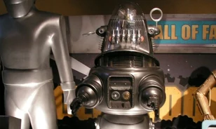 A Tiltott bolygó Robi robotja lett a filmtörténelem legdrágább relikviája
