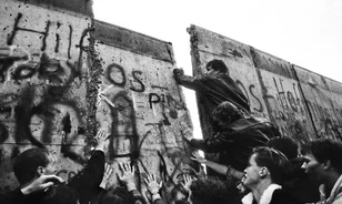 Annyi ideig állt a berlini fal, amennyi ideje ledöntötték
