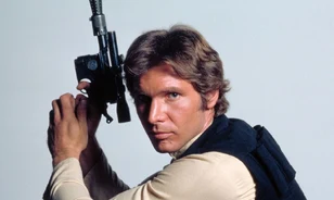 Luke Skywalker fénykardjánál többet, R2-D2-nál viszont kevesebbet ért Han Solo pisztolya