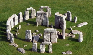 Távoli vidékekről származó emberek maradványaira bukkantak a Stonehenge mellett