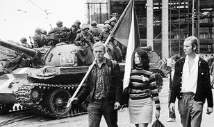 Egy fiatal amerikai diák 1968-as fényképeiből nyílt kiállítás Prágában