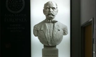 Mariborban is szobrot kapott Semmelweis Ignác