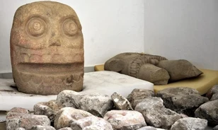 Megtalálták az első templomát az azték istennek, akinek tiszteletére embereket nyúztak meg