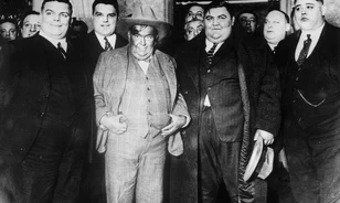 A századfordulón fénykorukat élték a „kövér férfiak klubjai”