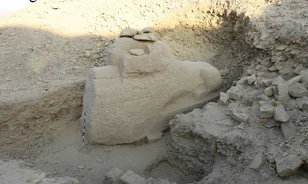 Elfeledett kosfejű szfinxet találtak Egyiptomban