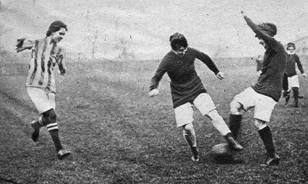 Tudta-e, hogy 1921-ben azért tiltották be a női futballt, mert úgy hitték, hogy az meddőséget okozhat?