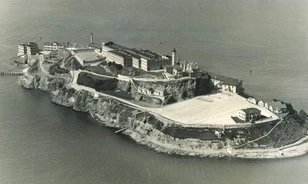 A tengerészgyalogság aknavetőit is bevetették Alcatraz legelszántabb rabjai ellen