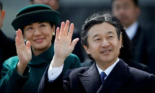 Teknőspáncéllal sorsolták ki az új japán császár trónra lépéséhez használatos rizs forrását