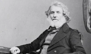 Ellenezte a világ legmagasabb csúcsának róla történő elnevezését Sir George Everest