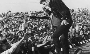 Tudta-e, hogy Elvis Presley napjainkban is az egyik legjobban kereső világsztár?