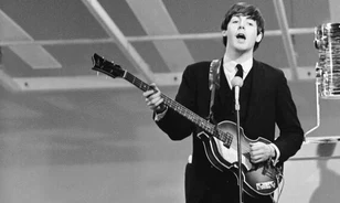 Az internet segítségével találnák meg Paul McCartney 50 éve eltűnt hangszerét