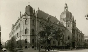 Európa harmadik iparművészeti múzeumaként nyílt meg „a cigánykirály palotája”