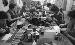 Eredetileg oktatási segédeszköznek készült Rubik Ernő bűvös kockája