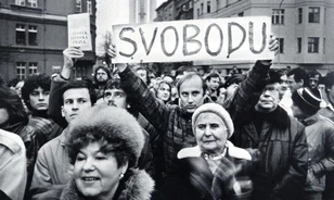 Az erőszakos elnyomás hozta el a csehszlovák kommunista rendszer végét