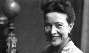Az egyházzal is szembeszállt a nők érdekében Simone de Beauvoir