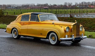 Kalapács alá kerül Gábor Zsazsa aranyozott Rolls-Royce-a