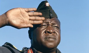 Mivel kívánta enyhíteni a brit gazdasági problémákat Idi Amin, Uganda diktátora?