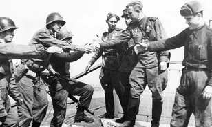 Amikor az amerikai és a szovjet katonák találkoztak az Elbánál 1945-ben