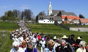 A csíksomlyói búcsú és a magyar szablyavívás is bekerült a Hungarikumok Gyűjteményébe