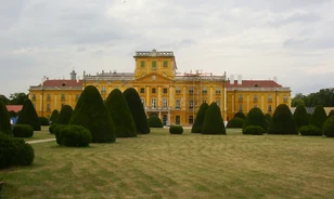 Újra nyitva állnak az Esterházy-kastély parkjai Fertődön