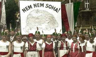 Trianontól el