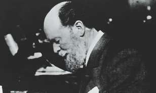 Bonyolult szerkezeteket is épített híres ékszereibe Carl Peter Fabergé