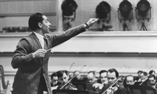 Behunyt szemmel is tudott vezényelni „Európa főzeneigazgatója”, Herbert von Karajan