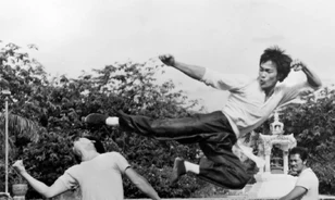 Lassabban kellett mozognia a forgatásokon Bruce Lee-nek, hogy a kamerák követni tudják