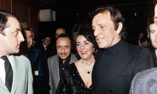Hihetetlen sztárparádé volt 1972-ben Budapesten, Elizabeth Taylor itt tartotta 40. születésnapját
